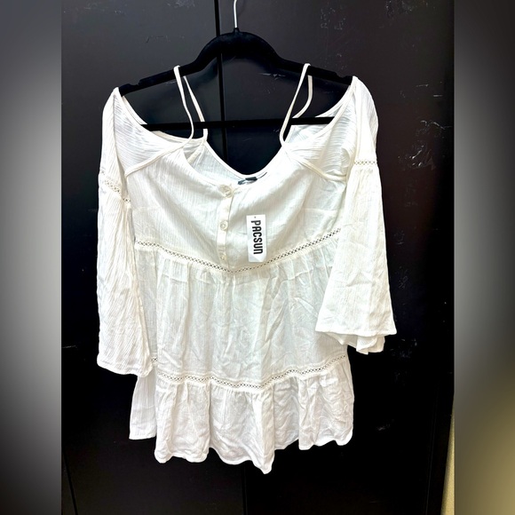 Women's White Cold-Shoulder Top, Kendall and Kylie, NWT - Picture 1 of 9